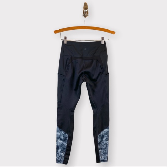 Athleta High Traverse Tight - Picture 5 of 7